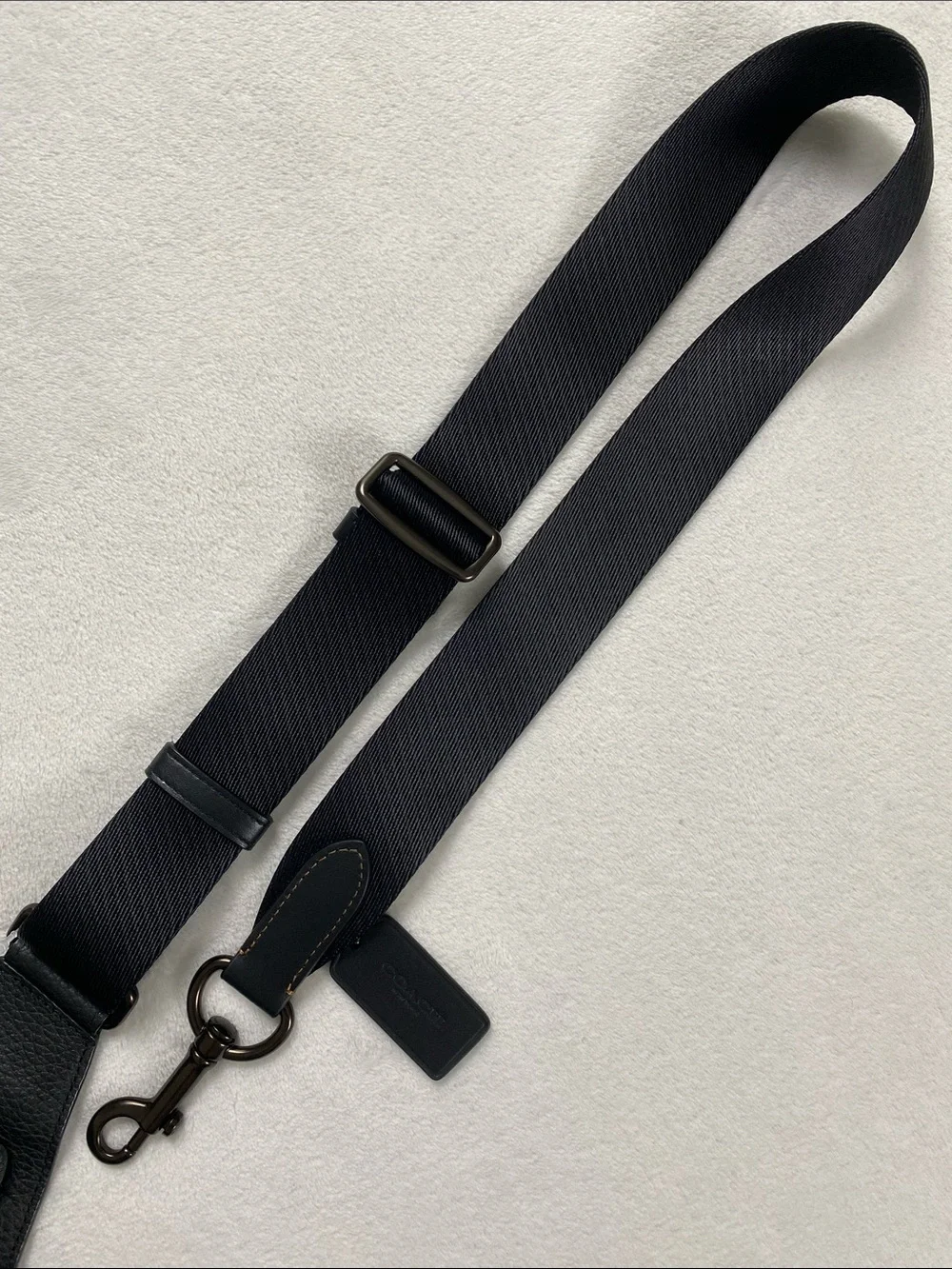 Coach Gotham Pack Shoulder/Crossbody Sling Bag | Black